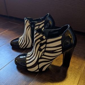 Zebra Print 3" boots Size 7